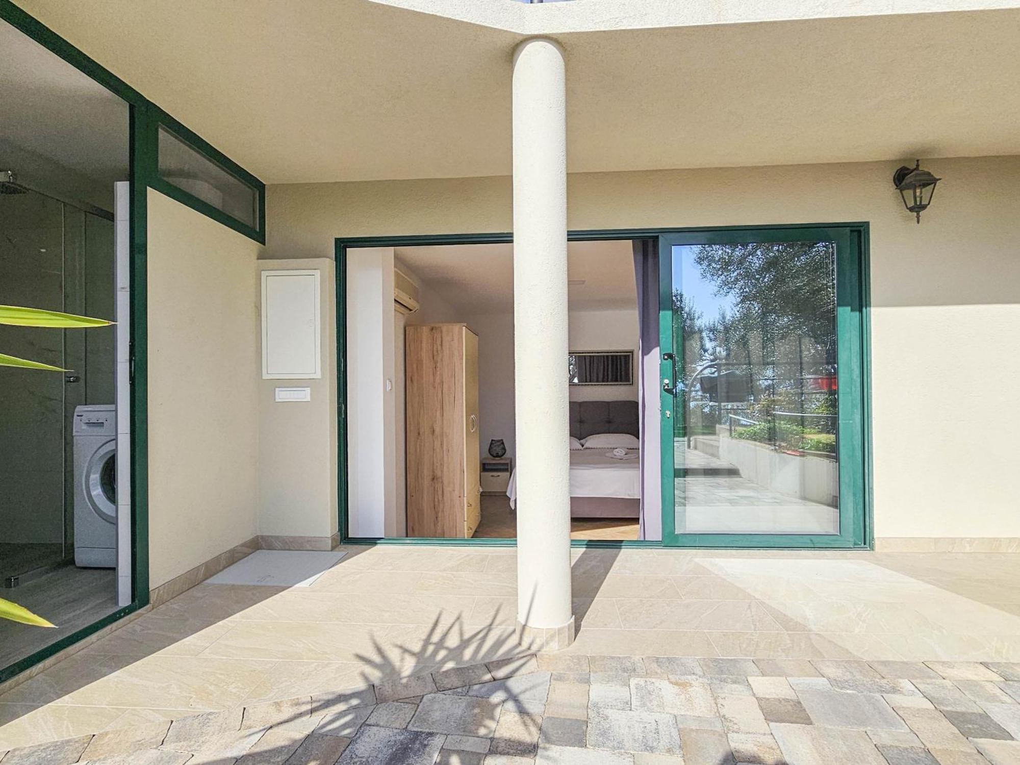 Apartments Vukovic Vanja Makarska Exterior photo